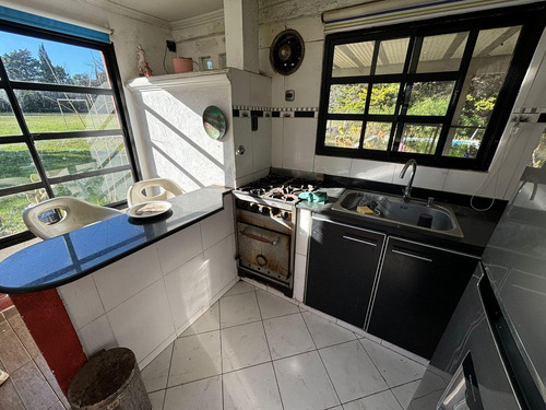 Casa En Alquiler - 1 Dormitorio 1 Baño - Cochera - 22.878mts2 - Villa Elisa, La Plata
