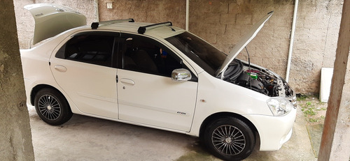 Toyota Etios 1.5 16v Xs 4p