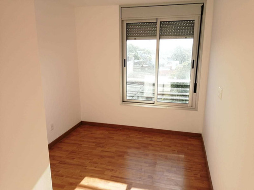 Venta Apartamento 2 Dormitorios Tres Cruces Altos De Bulevar Con Garaje Incluido