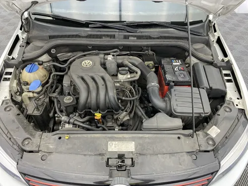 Volkswagen Jetta 2.0 Trendline 5 p