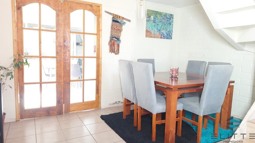 Arriendo Casa 3 Dormitorios Curauma Con Estacionamiento