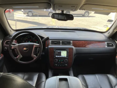 Chevrolet Tahoe 5.3 Suv Piel Dvd 2a Fila Asientos 4x4 At