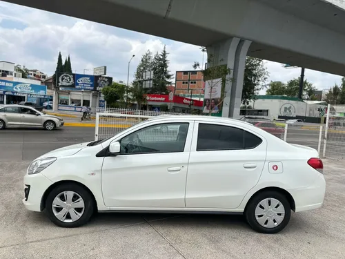 Dodge Attitude 1.2 Se At