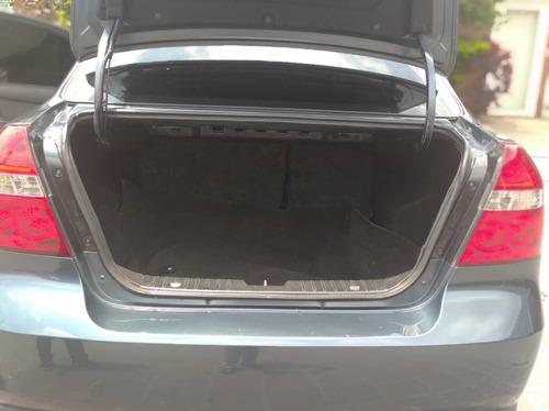 Imagen 9 de 12 de Chevrolet Aveo Lt Sincronico