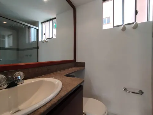 Apartamento En Arriendo En El Poblado. Cod A16433