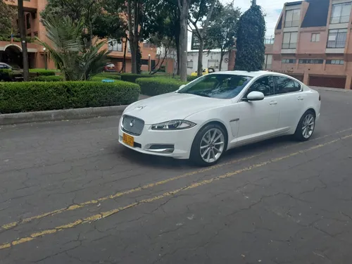 Jaguar XF 2.0 Luxury