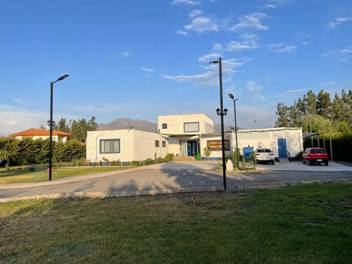 Exclusivo Condominio Consolidado En Buin