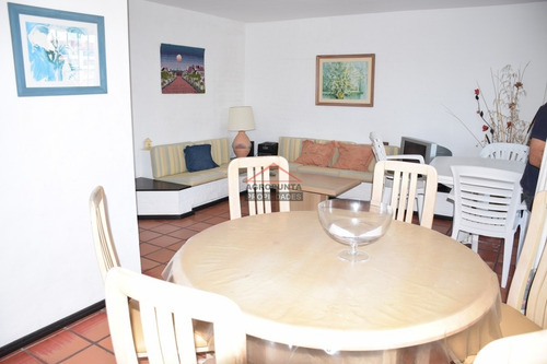 Apartamento En Venta En Excelente Zona Aidy Grill - 2 Dormitorios- Ref: 5258
