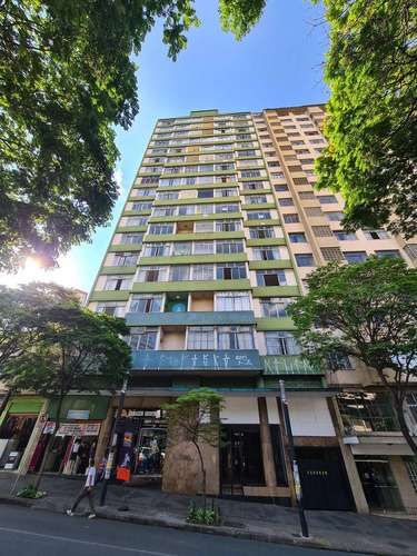 Imagem 16 de 18 de Apto Centro | 4 Quartos | 146 M² | Cond: R$755.00 | 0 Vagas - 1gxonfu