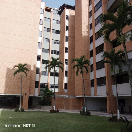 En Venta Lujoso Ph Urb. La Tahona De 420m2 / 4h / 7b / 4p / 1 M