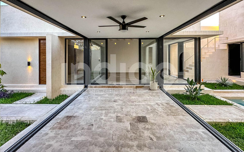Casa En Venta En Mérida Modelo Nearoma En Privada Xcanatún