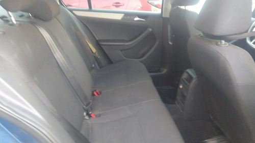 Imagen 3 de 8 de Volkswagen Jetta Mk6