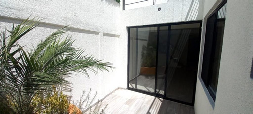Se Vende Casa En Sonterra, 3 Recamaras, Una En Pb, Terraza Tipo Roof, 3.5 Baños