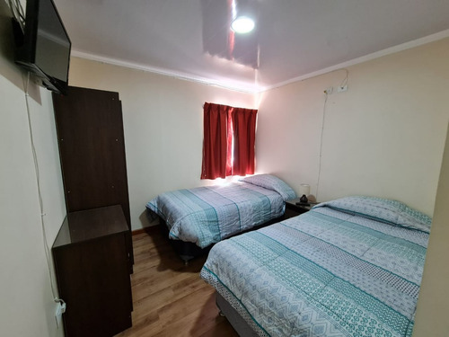 Hostal Con Restaurant Nuevo, Av. Grecia 8hab. 8b.