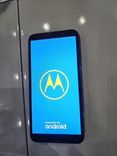 Motorola E6 Play Att Con Accesorios (Usado)