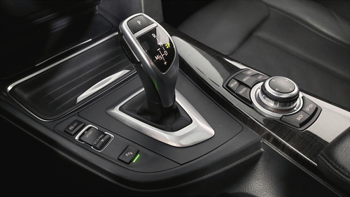 BMW Serie 3 2.0 328i Luxury 245cv At