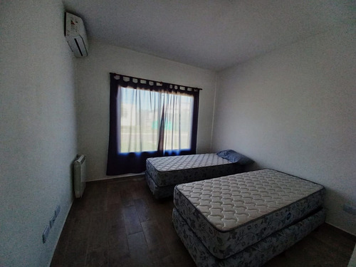 Imagen 18 de 27 de Casa En Venta En San Ramiro