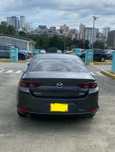 Mazda 3 2.5 GRAND TOURING LX