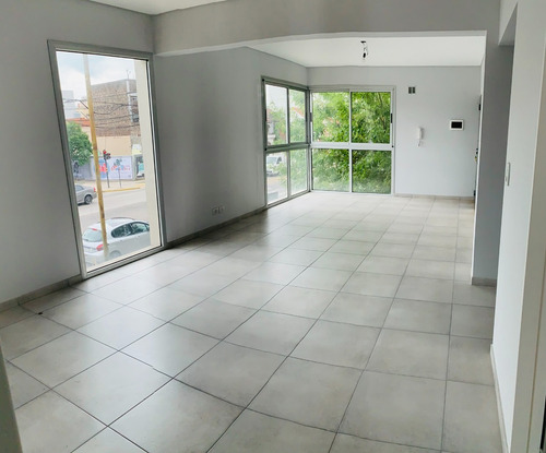 Imagen 7 de 13 de A Estrenar!! Semipiso Con Balcon De 55 M2
