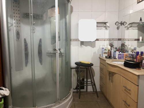 Vende 2 Casas Total 6 Dorm, 3 Baños, 2 Cuadras Metro El Bosq