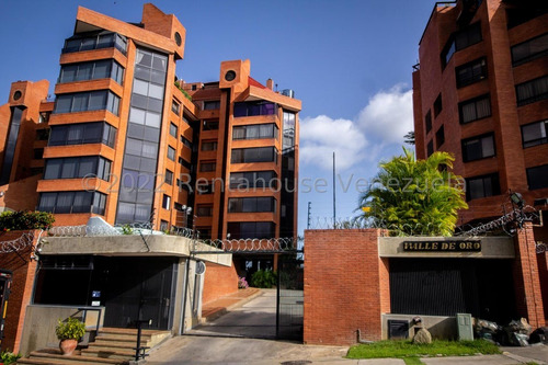 Apartamento En Alquiler Colinas De Valle Arriba Mls #25-18077