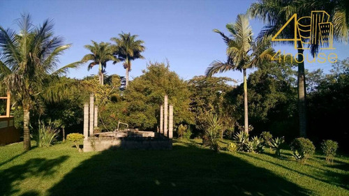 Araçoiaba Da Serra - Linda Chácara 5.000m² Área Construída 235m² Piscina Na Rua João Leôncio De Sá Para Venda / Permuta. - Ch0008