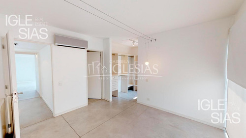 Casa En Venta Al Lago Con 4 Dormitorios En Los Castores Nordelta