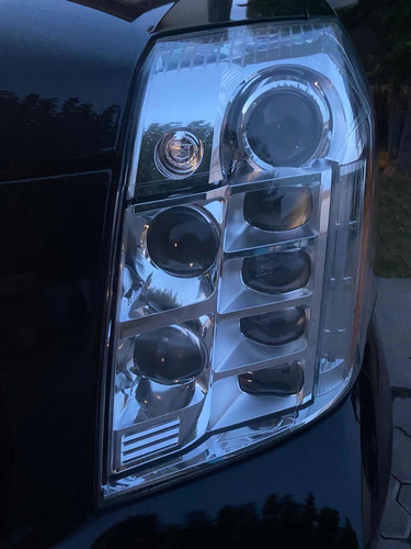 Imagen 3 de 14 de Cadillac Escalade Esv 2011 6.2 Platinum Qc Dvd R-22 4x4 At