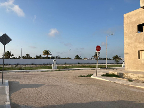 Terreno En Venta En Chelem, Privada Puerto Lindo, Progreso, Yucatán