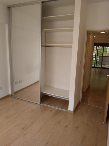 Imagen 12 de 13 de Excelente Departamento 2 Ambientes Nuevo Con Cochera. Apto Profesional. Impecable! - Olivos