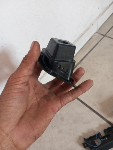 Luz Porta Placa Trasera Izquierda De Dodge Ram 2500 2009/16 (Usado)