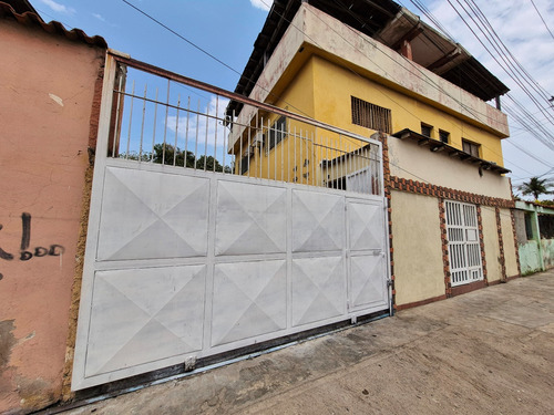 Alquiler Local Comercial, Casco Central De Lecheria