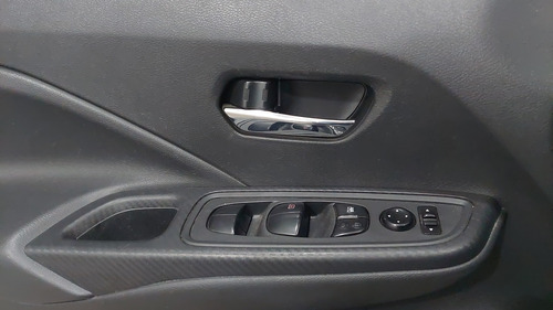 Nissan Versa 1.6 Sense Cvt