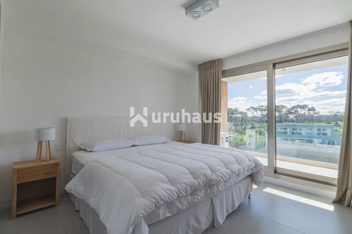 Alquiler Apartamento Tres Dormitorios Manantiales Edificio Moorea Bay