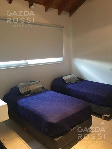 Imagen 5 de 14 de Impecable 3 Ambientes En Dúplex En La Vieja Estación Condominio Con Piscina Y Seguridad 24hs.