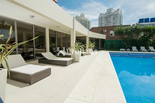 Alquiler Apartamento Tres Dormitorios Punta Del Este Playa Brava Edificio Torre Cristal