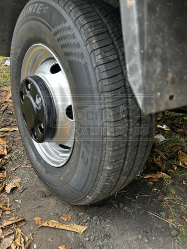 Iveco Daily 35s14 4x2 Ano 2013 Com Baú