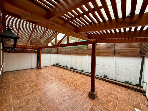 Excelente Casa En Arriendo De Un Piso - Barrio Los Ciruelos