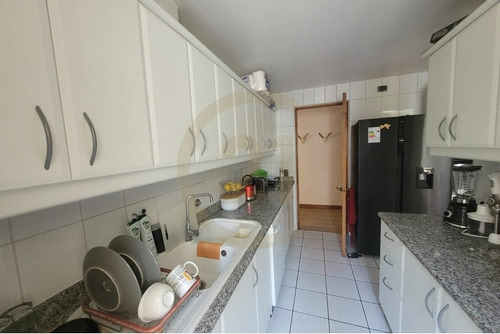 Departamento En Venta, 4 Dormitorios, Providencia