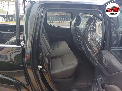 Nissan Frontier 2.5 Se Dc 4X2 Mt