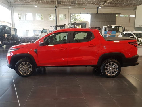 Imagen 3 de 15 de Ram 700 Big Horn Doble Cabina 2023