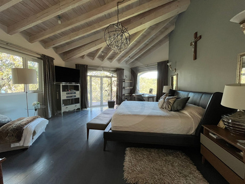Casa En Venta En Hacienda De Valle Escondido