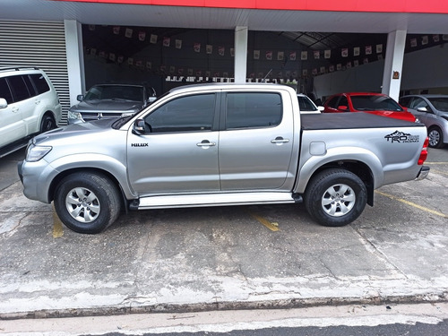 Imagem 3 de 15 de Toyota Hilux 2015 2.7 Srv Cab. Dupla 4x2 Flex Aut. 4p