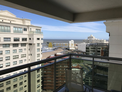 Espectacular Unidad Única En Las Mejores Torres De Punta!!! Penthouse De Primera!-ref:5