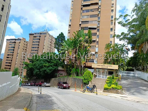 Recien Remodelado Con Espectacular Vista Panoramica. Todo A Estrenar. Tanque De Agua Auxiliar.calle Privada De Pocos Edificios. Está En Los Naranjos Del Cafetal