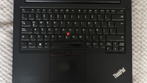 Lenovo Thinkpad E495 Ryzen 5 8gb Ssd 256gb 14 Color Negro (Usado)