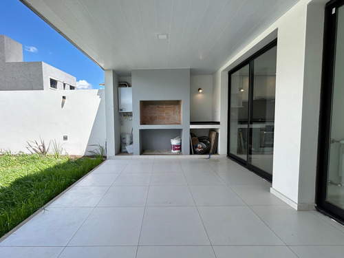 Venta Duplex Docta Urbanizacion 3 Dormitorios