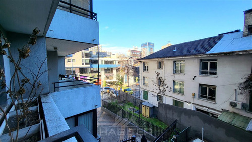 Departamento En Venta De 1 Dorm. En Providencia