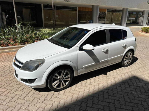 Imagem 9 de 15 de Chevrolet Vectra Hatch Gt-x 2.0 8v 4p 2011