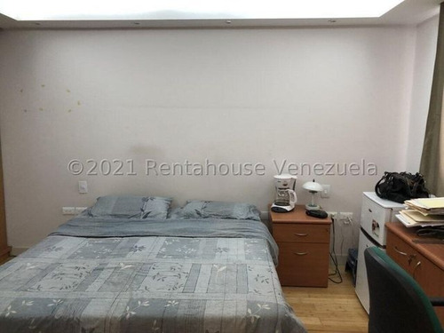Imagen 9 de 15 de Apartamento En Venta Urb. Los Naranjos Del Humboldt Rah Los Samanes 22-10905